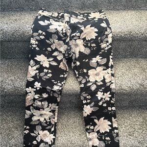 Old Navy Black and Cream Floral Pants